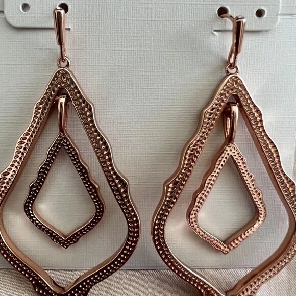 Kendra Scott Stud Earrings - Picture 2 of 7